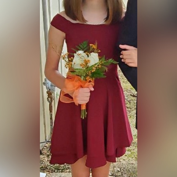 Honey and Rosie/Dillards Junior Semi-Formal Dress - Picture 3 of 3